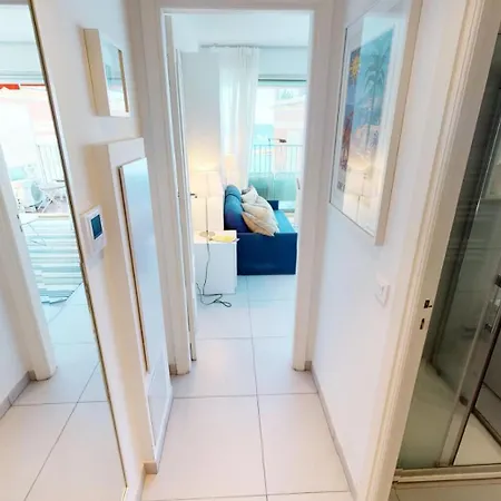 De La Plage - Studio Pour 2 Personnes 904 * Mentona